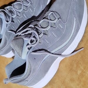 Easyspirit Suade Walking Shoe